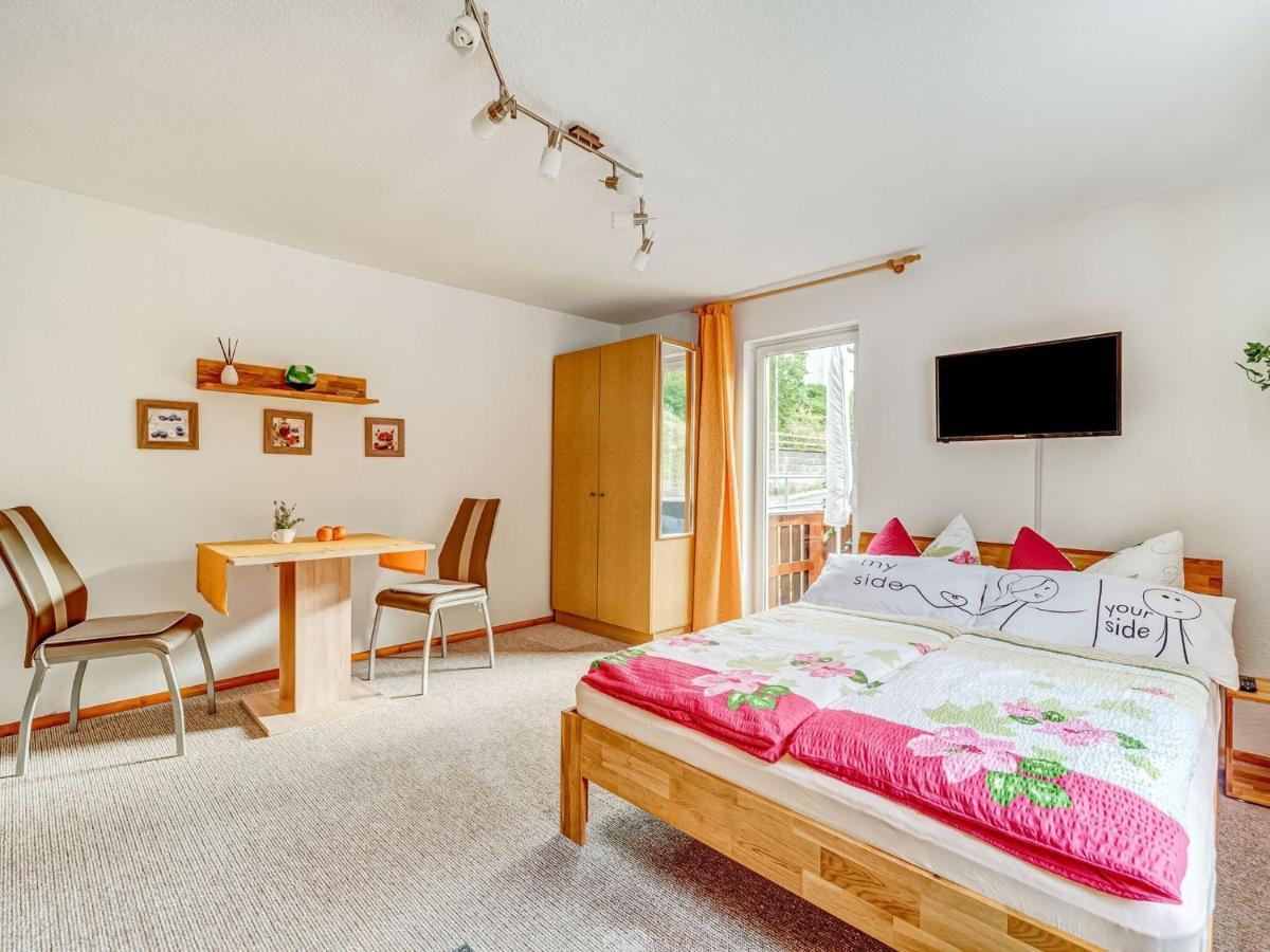 Holiday Home With Garden Langenbach  Bagian luar foto